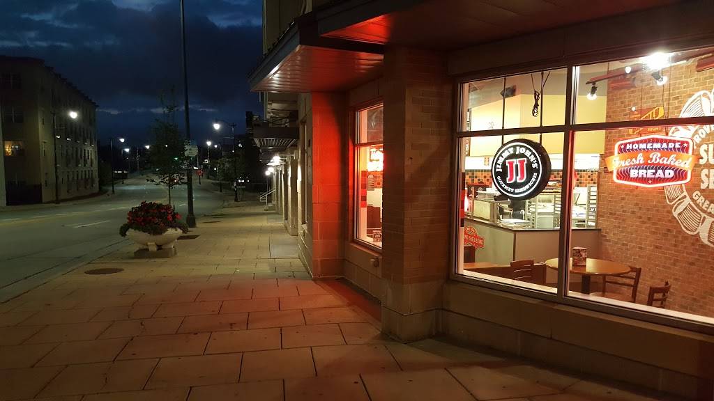 Jimmy Johns | meal delivery | 141 N Main St, Racine, WI 53403, USA | 2626346544 OR +1 262-634-6544