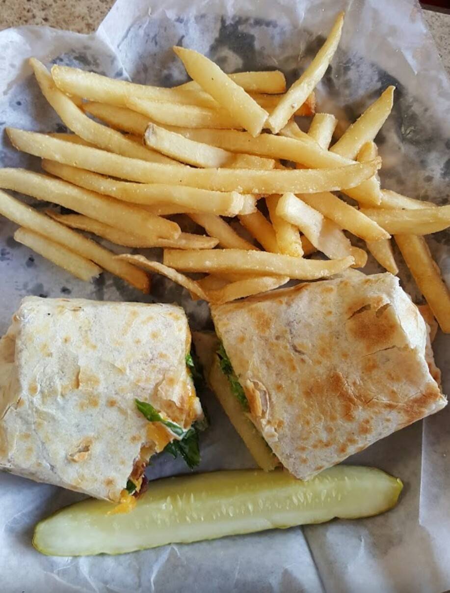 Arcadia Family Restaurant | restaurant | 615 Dettloff Dr, Arcadia, WI 54612, USA | 6083231134 OR +1 608-323-1134