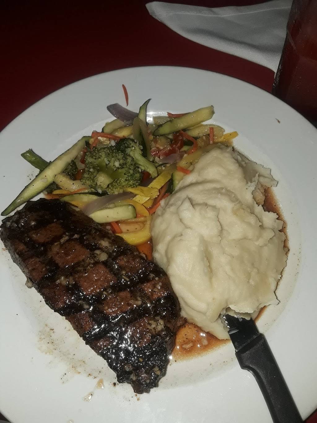 Lips Drag Queen Show Palace, Restaurant & Bar | night club | 1421 E Oakland Park Blvd, Fort Lauderdale, FL 33334, USA | 9545670987 OR +1 954-567-0987