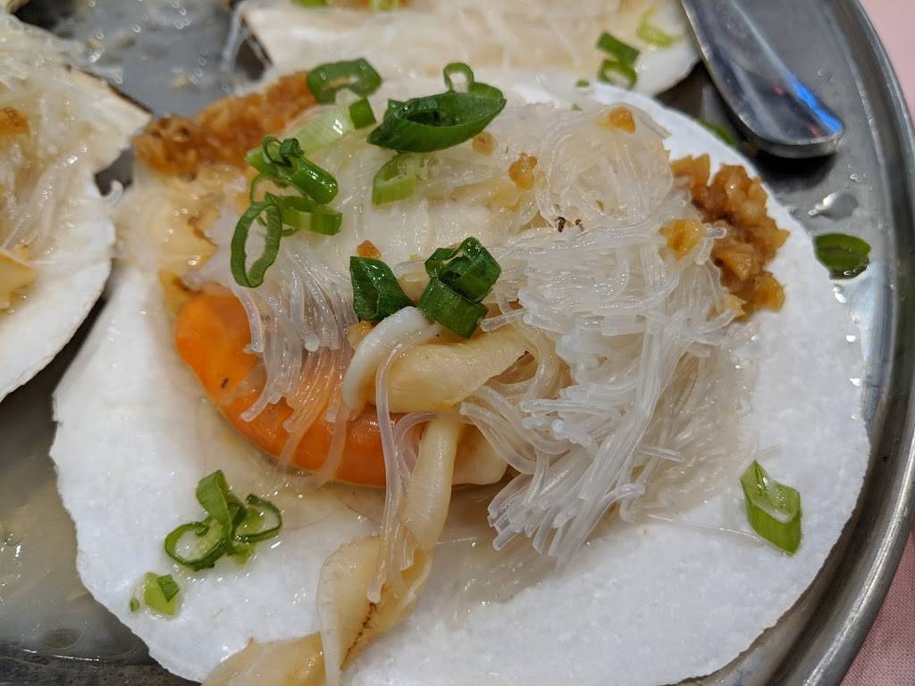 Winsor Dim Sum Cafe & Bar | restaurant | 706 Hancock St, Quincy, MA 02170, USA | 6174815383 OR +1 617-481-5383