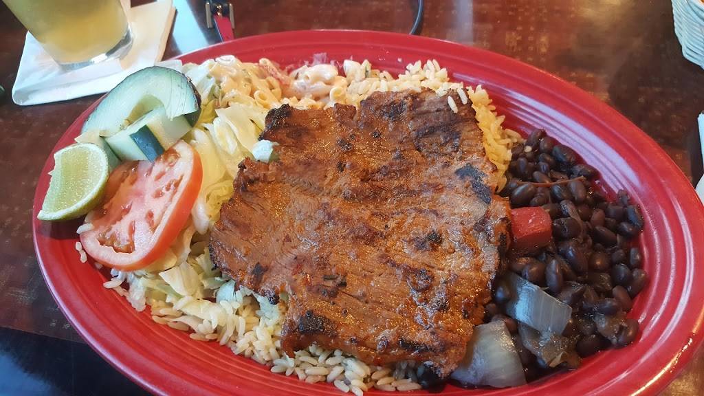 Guanachapis Bar N Grill | restaurant | 154 River St, Waltham, MA 02453, USA | 7818913535 OR +1 781-891-3535