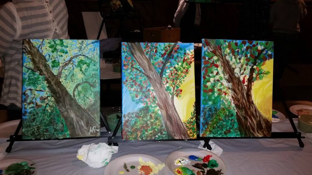 Club 13 Restaurant & Lounge | restaurant | 784 N Lake St, Phillips, WI 54555, USA | 7153393456 OR +1 715-339-3456