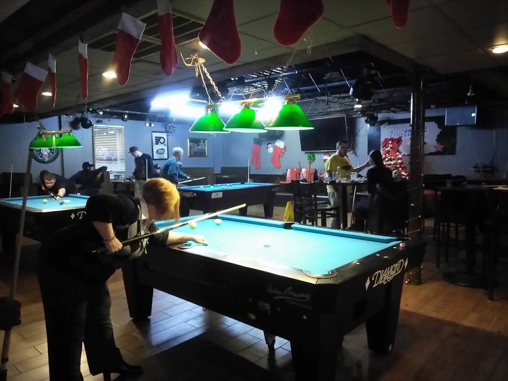 Stadium Bar & Grill | restaurant | 4145 Woerner Ave, Levittown, PA 19057, USA | 2159437450 OR +1 215-943-7450