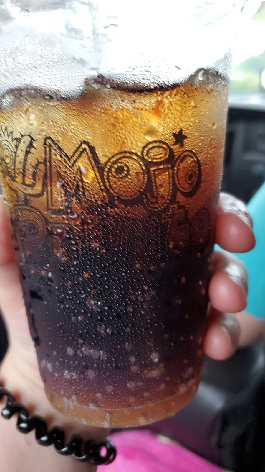 Mojo Burrito | restaurant | 1800 Dayton Blvd, Chattanooga, TN 37405, USA | 4238706656 OR +1 423-870-6656