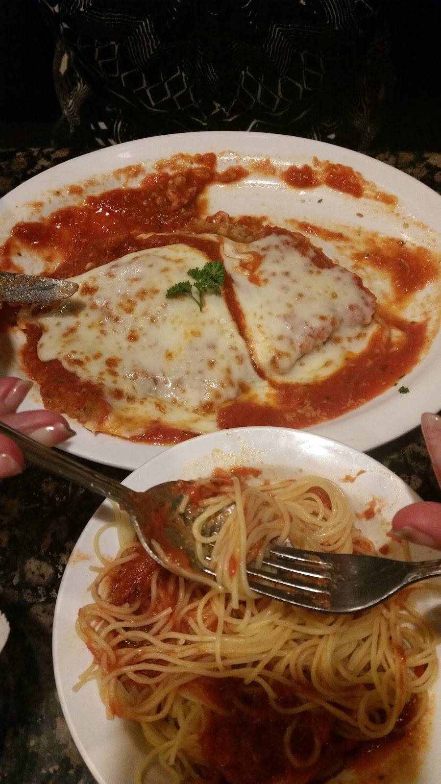 Dominics III | restaurant | 6566 Hypoluxo Rd, Lake Worth, FL 33467, USA | 5616411110 OR +1 561-641-1110