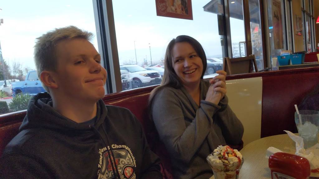 Johnny Rockets | restaurant | 3700 Cabelas Blvd Suite 353, Lehi, UT 84043, USA | 8019011343 OR +1 801-901-1343