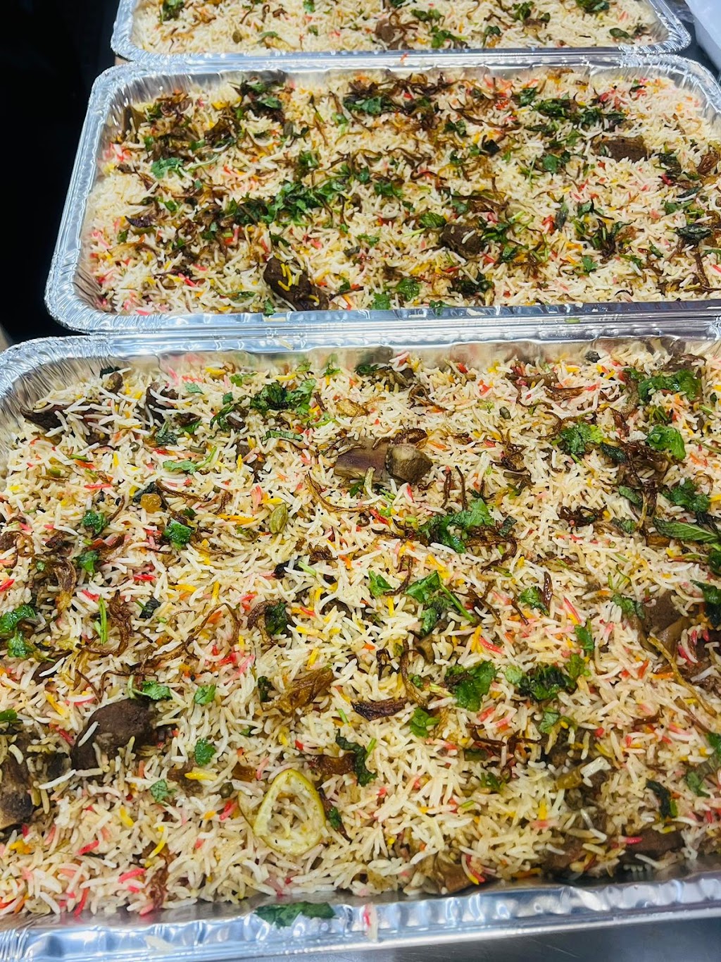 Noya Halal Kitchen | restaurant | 2763 E 14 Mile Rd, Sterling Heights, MI 48310, USA | 5865539942 OR +1 586-553-9942