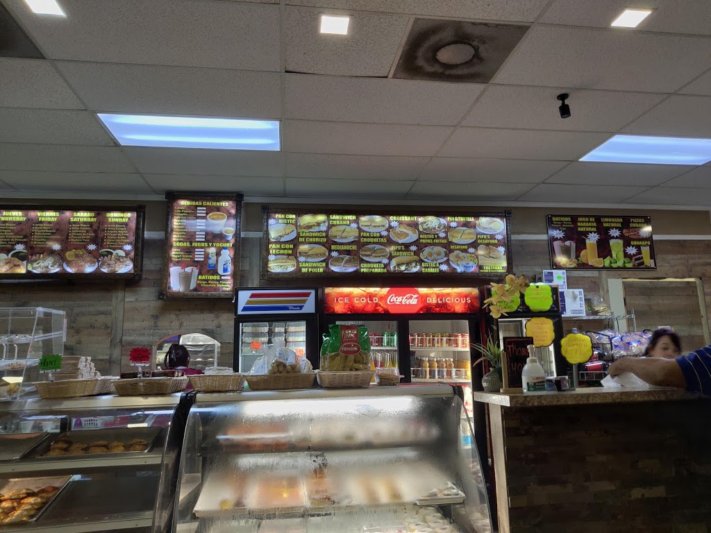 Pipo’s Cuban Bakery & Cafetería | bakery | 402 Joan Ave N, Lehigh Acres, FL 33971, USA | 2393692722 OR +1 239-369-2722