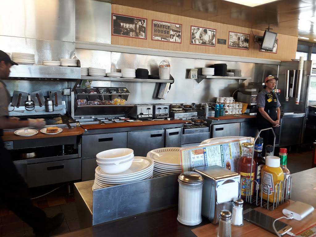 Waffle House | meal takeaway | 839 Virginia Ave, Hapeville, GA 30354, USA | 4046841800 OR +1 404-684-1800