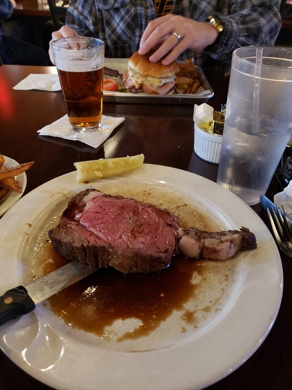 The Shed | restaurant | 12685 Adams Rd, Granger, IN 46530, USA | 5742432300 OR +1 574-243-2300