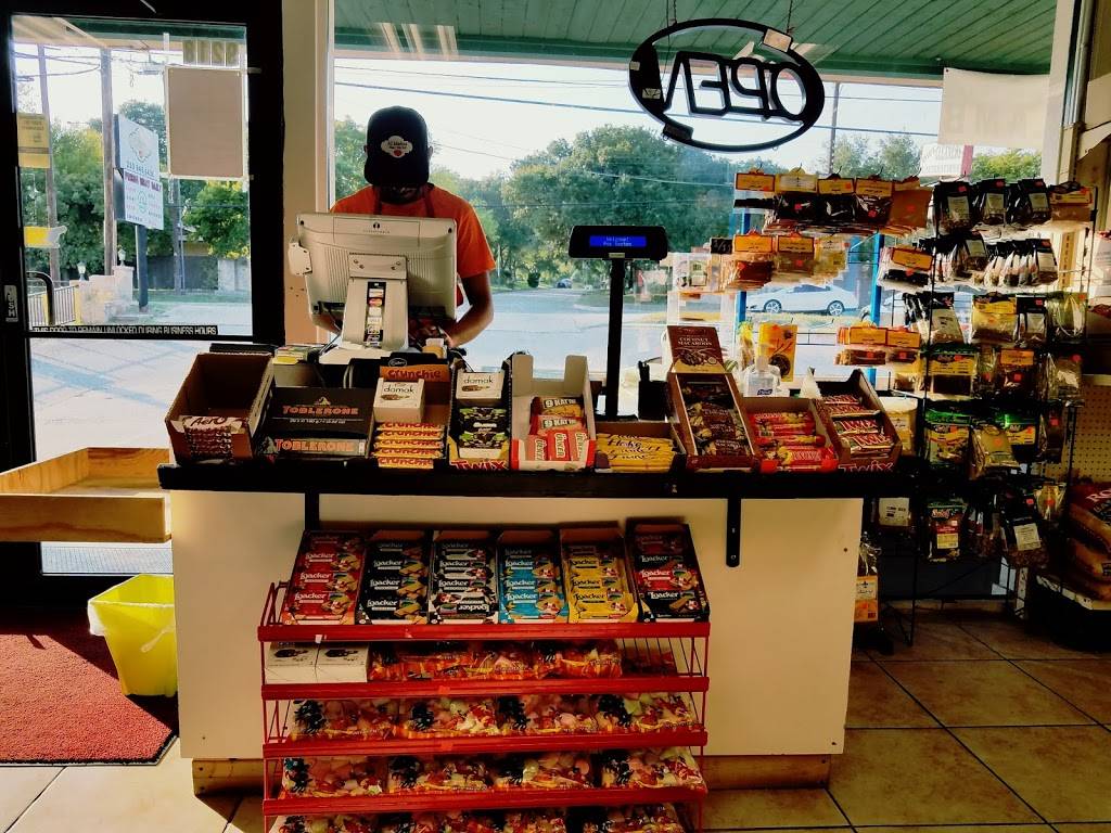 Al Madina Meat Market and grill | restaurant | 9218 Wurzbach Rd, San Antonio, TX 78240, USA | 2109490430 OR +1 210-949-0430