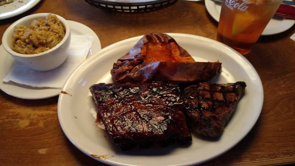 Texas Roadhouse | restaurant | 21 S Cranberry Rd, Westminster, MD 21157, USA | 4108711220 OR +1 410-871-1220