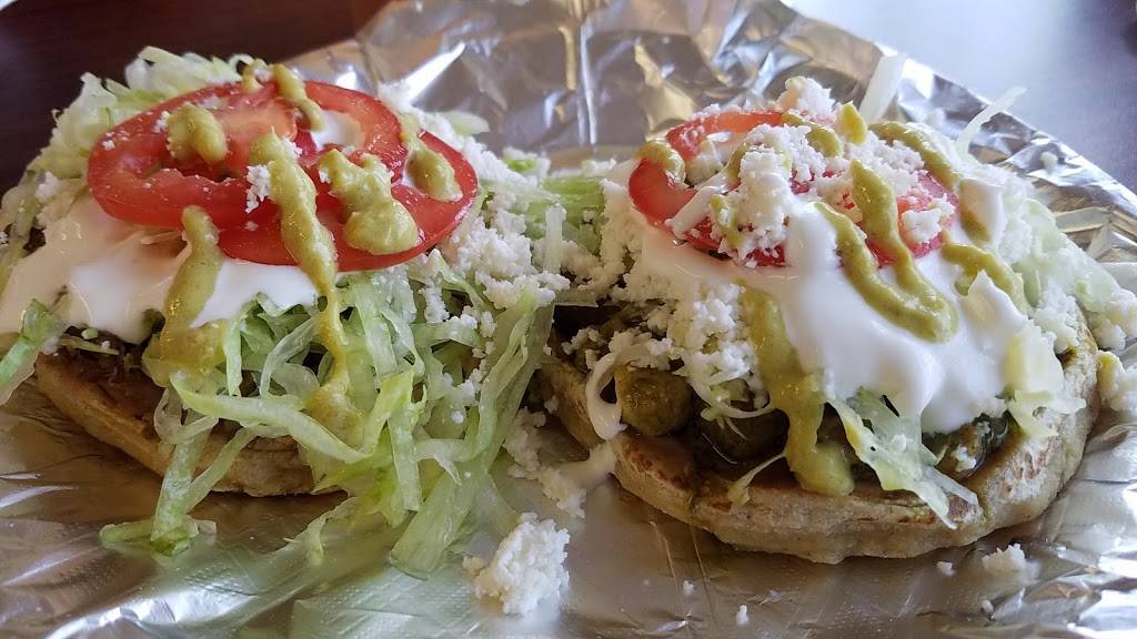 Tortilleria La Potosina | restaurant | 8238 Scyene Rd, Dallas, TX 75227, USA | 2148153995 OR +1 214-815-3995