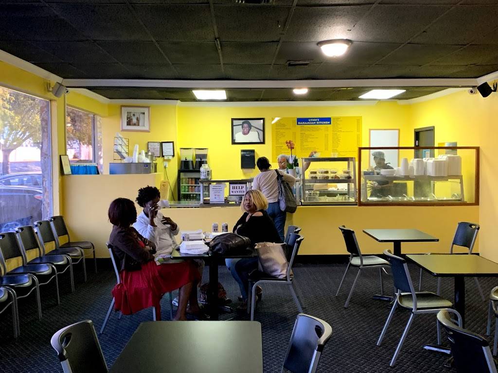 Lynns Bahamian Kitchen | restaurant | 3000 Country Club Ln, Pembroke Park, FL 33009, USA | 9546285859 OR +1 954-628-5859