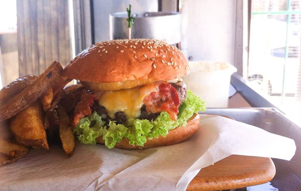 Urban Pirate Burgers | restaurant | Popotla 28232, Villas de Rosarito, 22710 Rosarito, B.C., Mexico | 016644120867 OR +52 664 412 0867