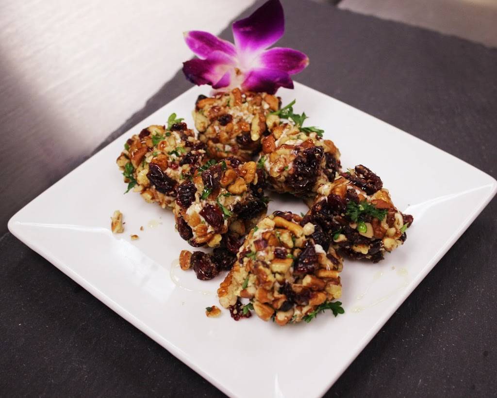 Breathe | restaurant | 1804 S Hershey Rd, Bloomington, IL 61704, USA | 3096641000 OR +1 309-664-1000