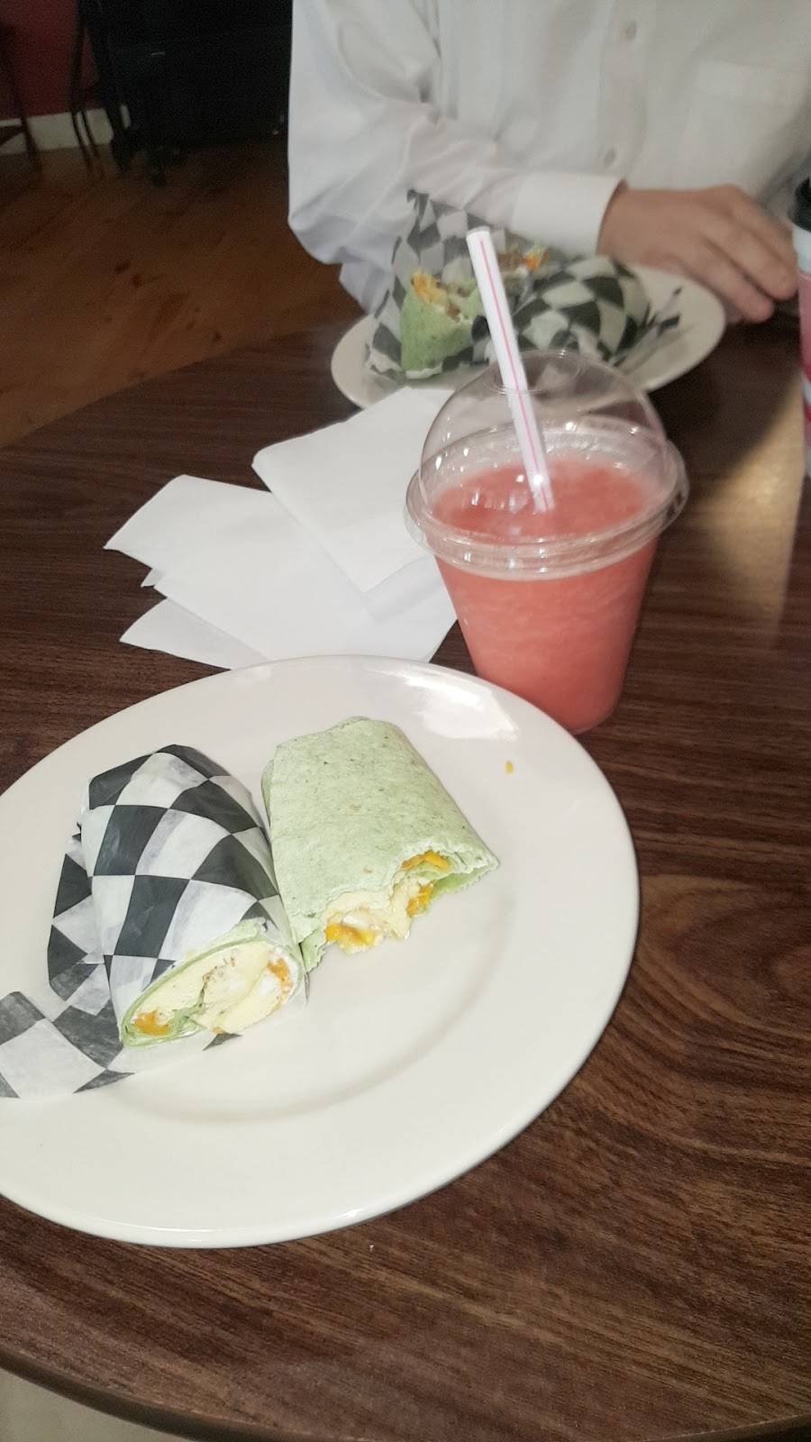 Kings Coffee | restaurant | 117 E Main St, Murfreesboro, NC 27855, USA | 2523967424 OR +1 252-396-7424