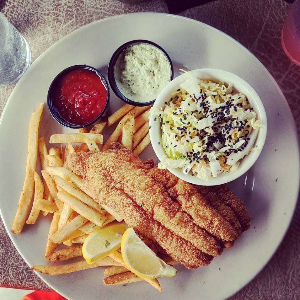 Gruene River Grill | restaurant | 3003, 1259 Gruene Rd, New Braunfels, TX 78130, USA | 8306242300 OR +1 830-624-2300