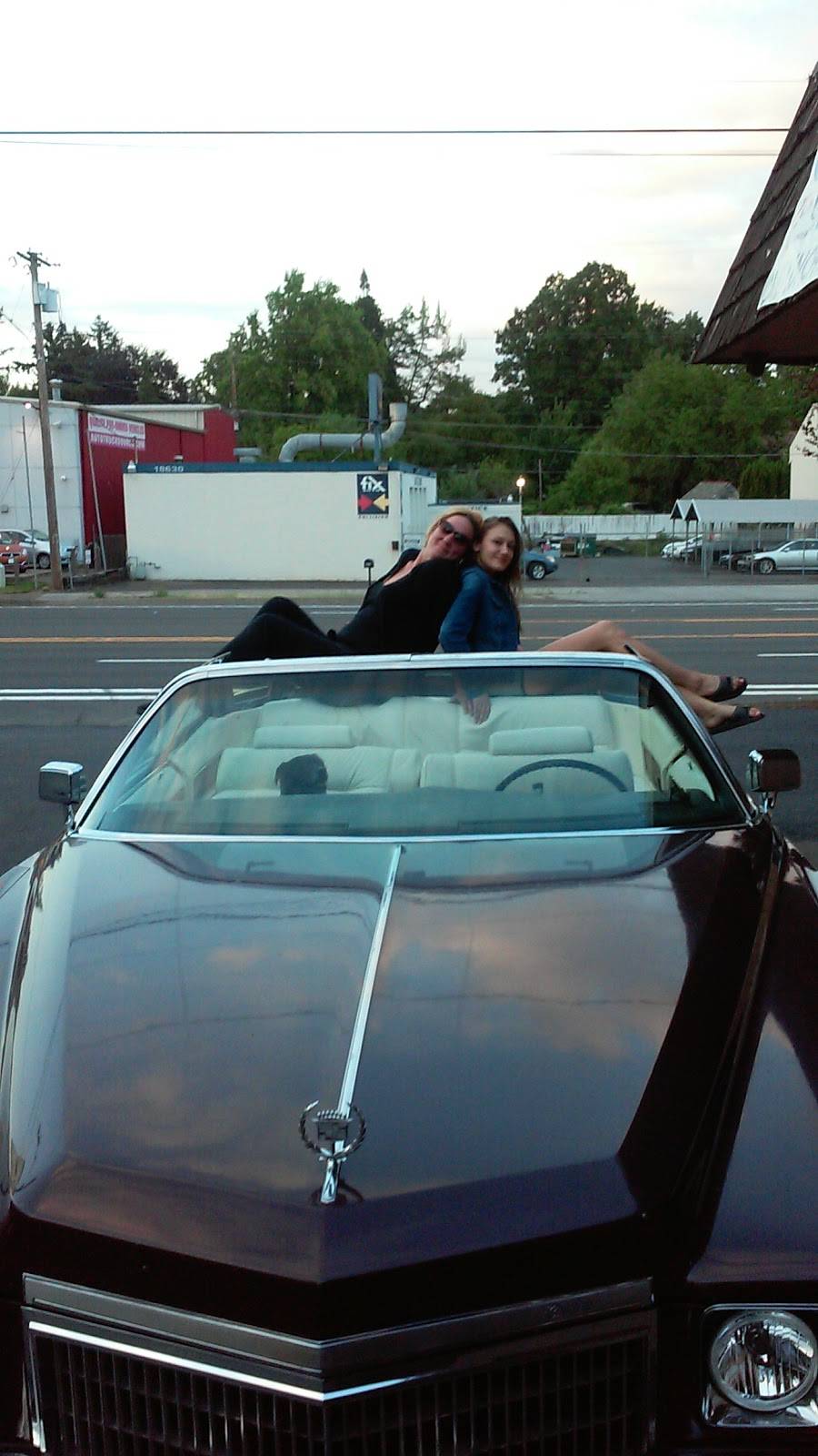 Ranch Tavern | restaurant | 18601 SE McLoughlin Blvd, Oak Grove, OR 97267, USA | 5037941745 OR +1 503-794-1745