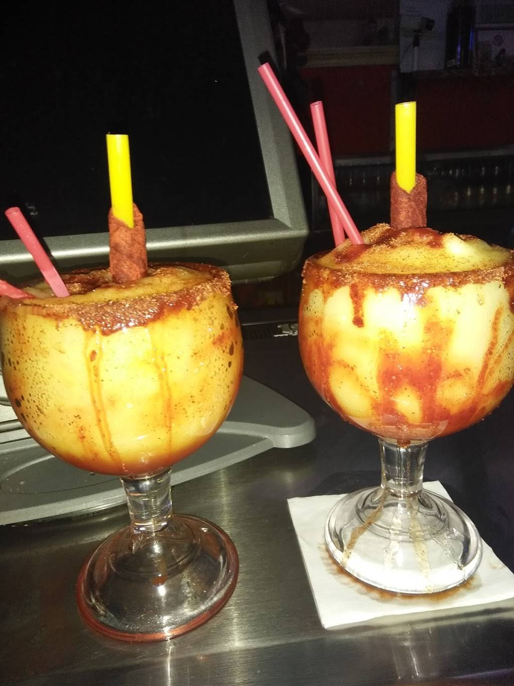 El Torreon Full Bar Restaurant | restaurant | 1505 Culebra Rd, San Antonio, TX 78201, USA | 2107360756 OR +1 210-736-0756