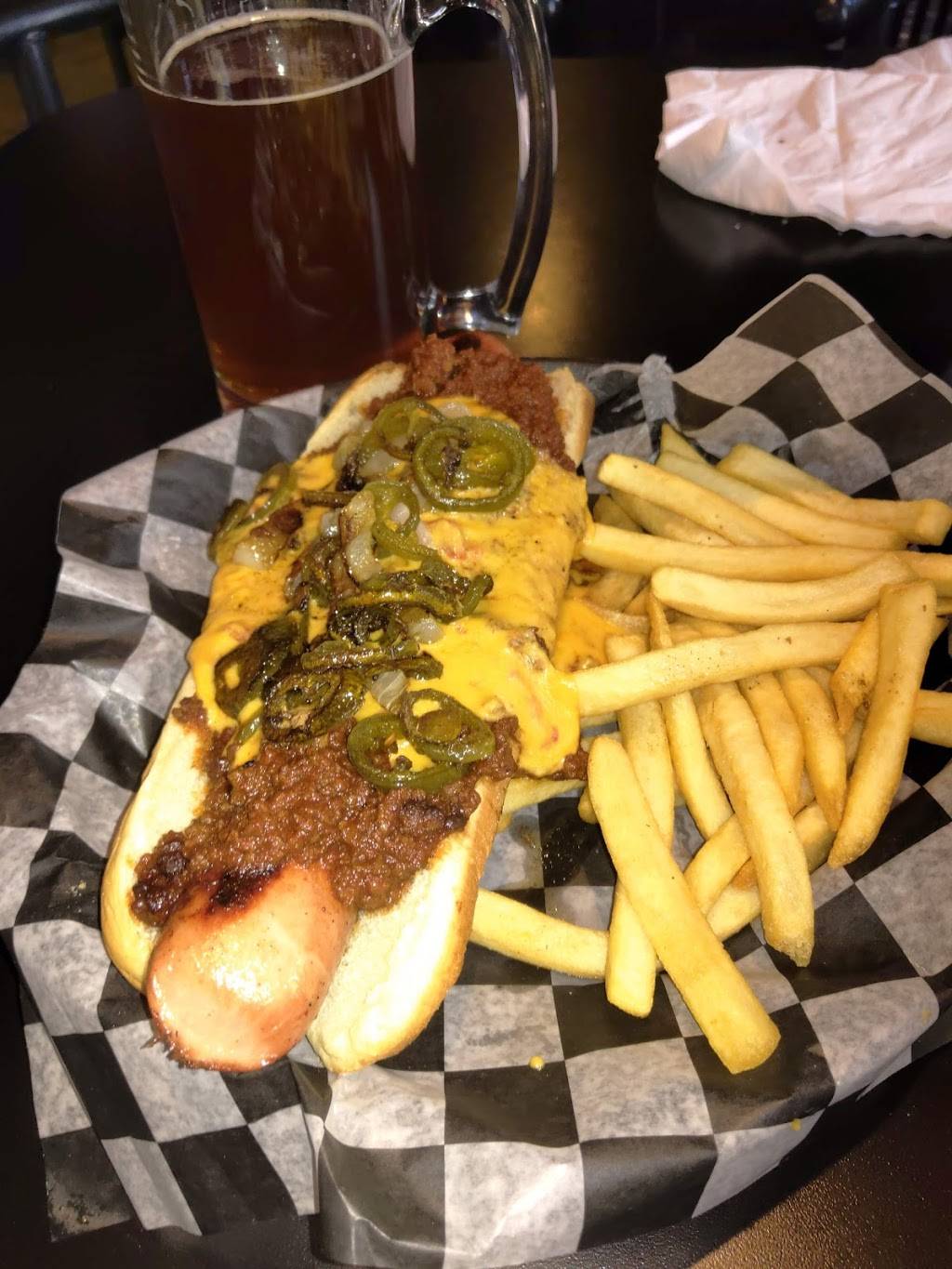 Salty Dog Sports Bar And Grill | restaurant | 2004 N Valley Mills Dr, Waco, TX 76710, USA | 2547325161 OR +1 254-732-5161