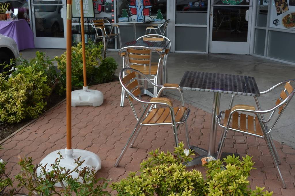 Pita Corner Cafe | restaurant | 19321 Ventura Blvd, Tarzana, CA 91356, USA | 8184574545 OR +1 818-457-4545