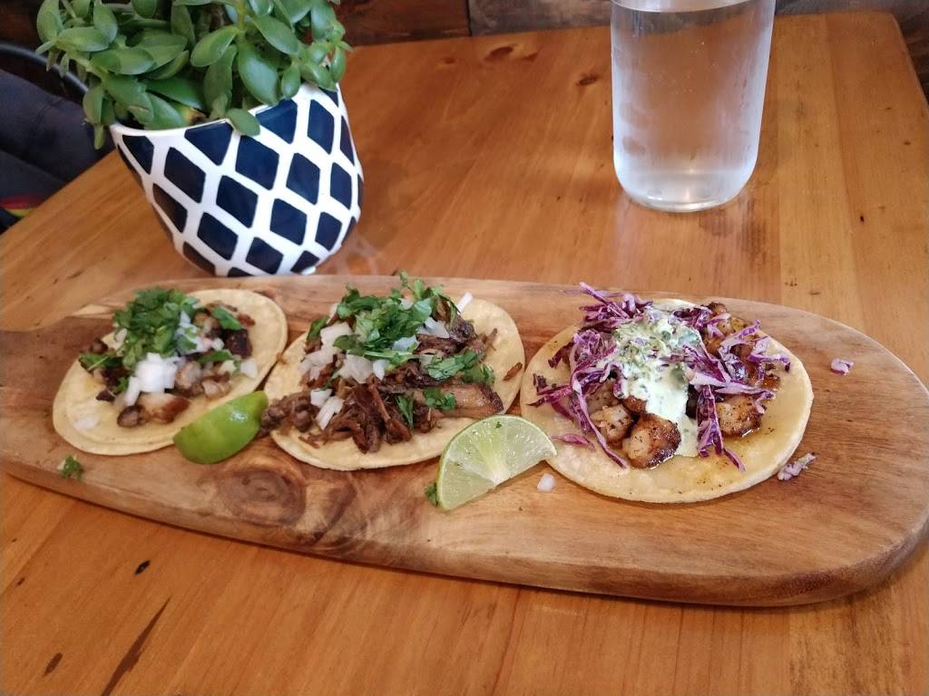 Easton Taco & Rotisserie | restaurant | 1054 Northampton St, Easton, PA 18042, USA | 6104380974 OR +1 610-438-0974