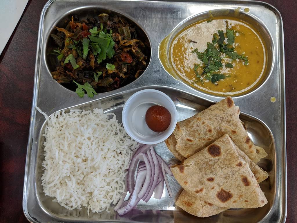 Desi Dhaaba | restaurant | 3900 Washington St, Gurnee, IL 60031, USA | 2246373233 OR +1 224-637-3233