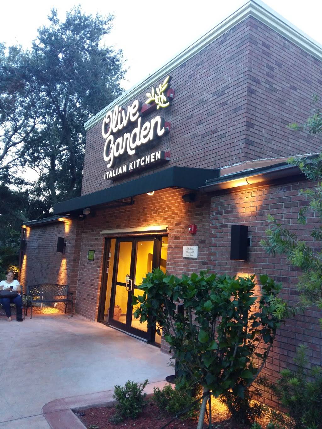 Olive Garden Italian Restaurant | meal takeaway | 807 S University Dr, Plantation, FL 33324, USA | 9544247201 OR +1 954-424-7201