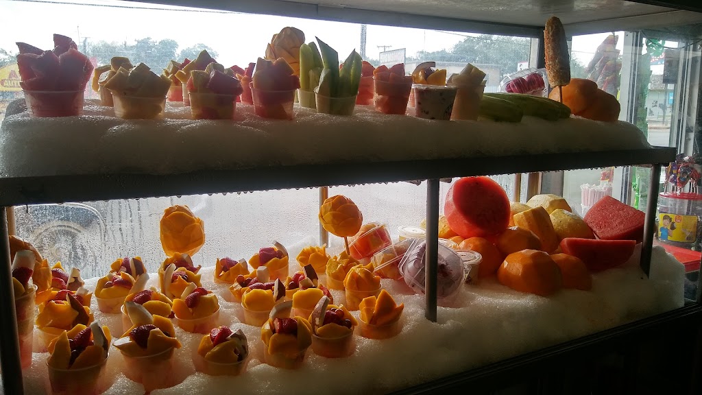 Fruteria Y Taqueria Tres Hermanos | restaurant | 3206 West Ave, San Antonio, TX 78213, USA | 2103206087 OR +1 210-320-6087