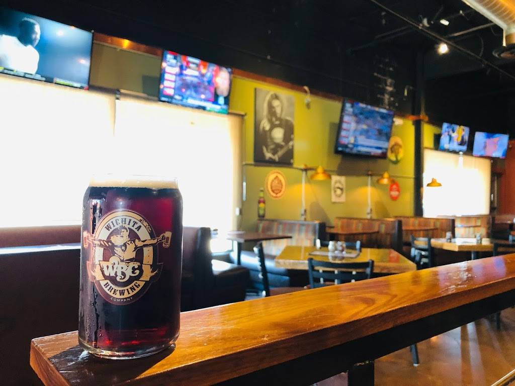 Wichita Brewing Co. & Pizzeria | restaurant | 535 N Woodlawn Blvd #375, Wichita, KS 67208, USA | 3164404885 OR +1 316-440-4885