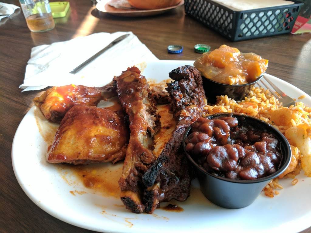 Mr Bones BBQ | restaurant | 3007 Gulf Dr, Holmes Beach, FL 34217, USA | 9417786614 OR +1 941-778-6614