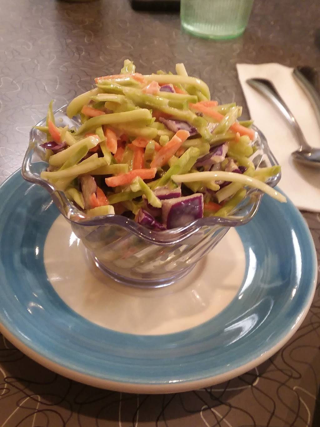 Carmens Cafe | cafe | 878 Jefferson St, Muskegon, MI 49440, USA | 2317266317 OR +1 231-726-6317