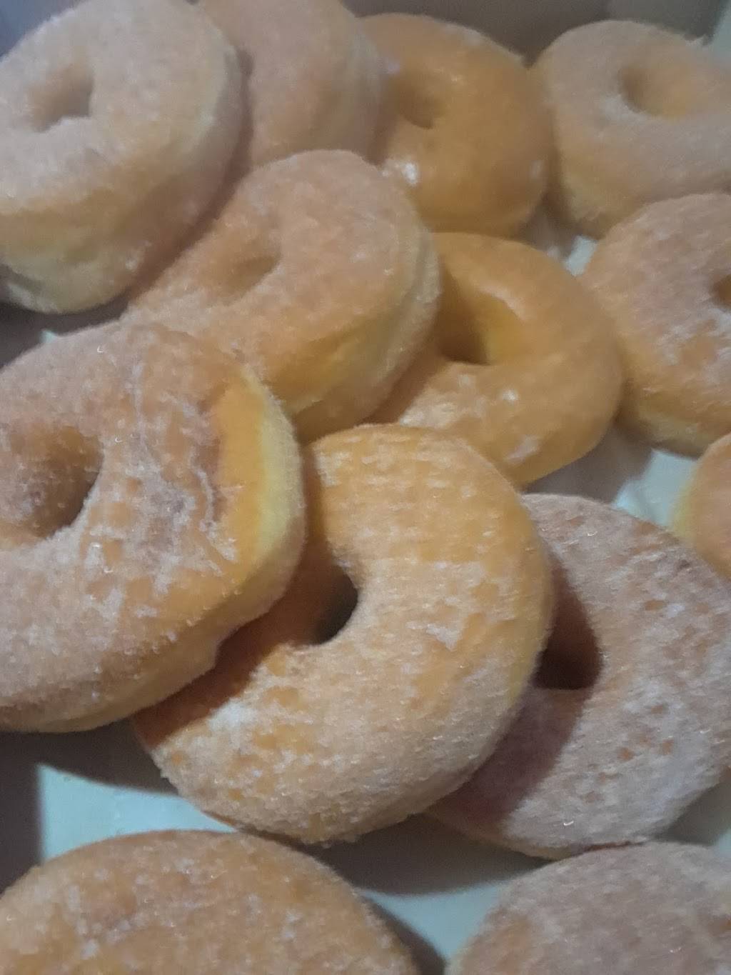 Winchells Donut House | cafe | 2100 Beverly Blvd, Los Angeles, CA 90057, USA | 2134836605 OR +1 213-483-6605