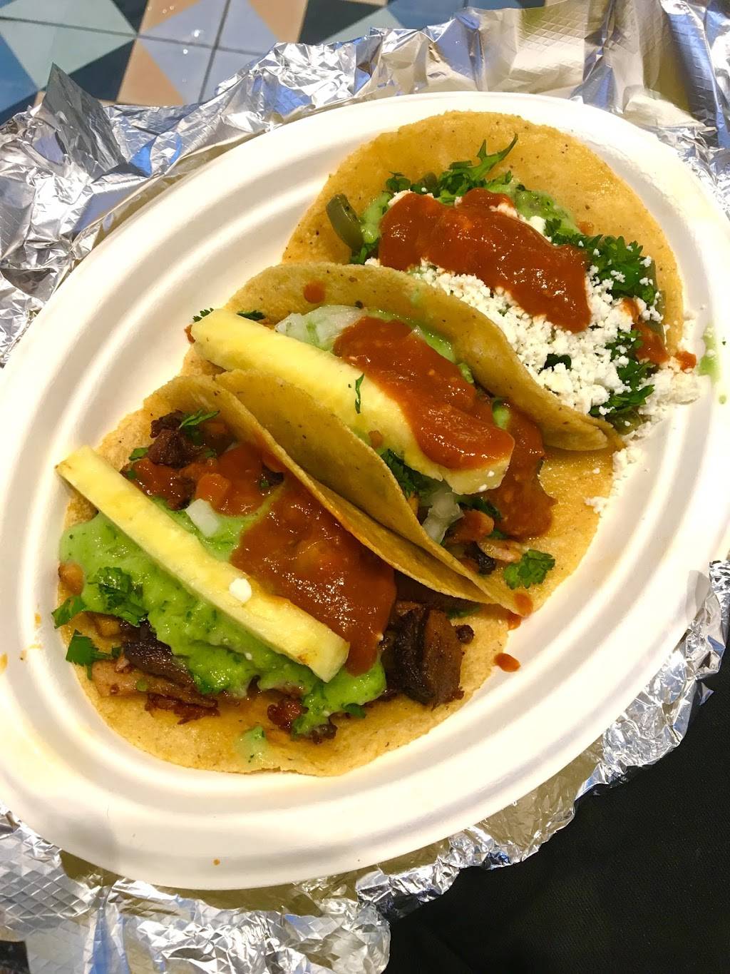 Los Tacos Al Pastor | restaurant | 141 Front St, Brooklyn, NY 11201, USA | 3479160190 OR +1 347-916-0190