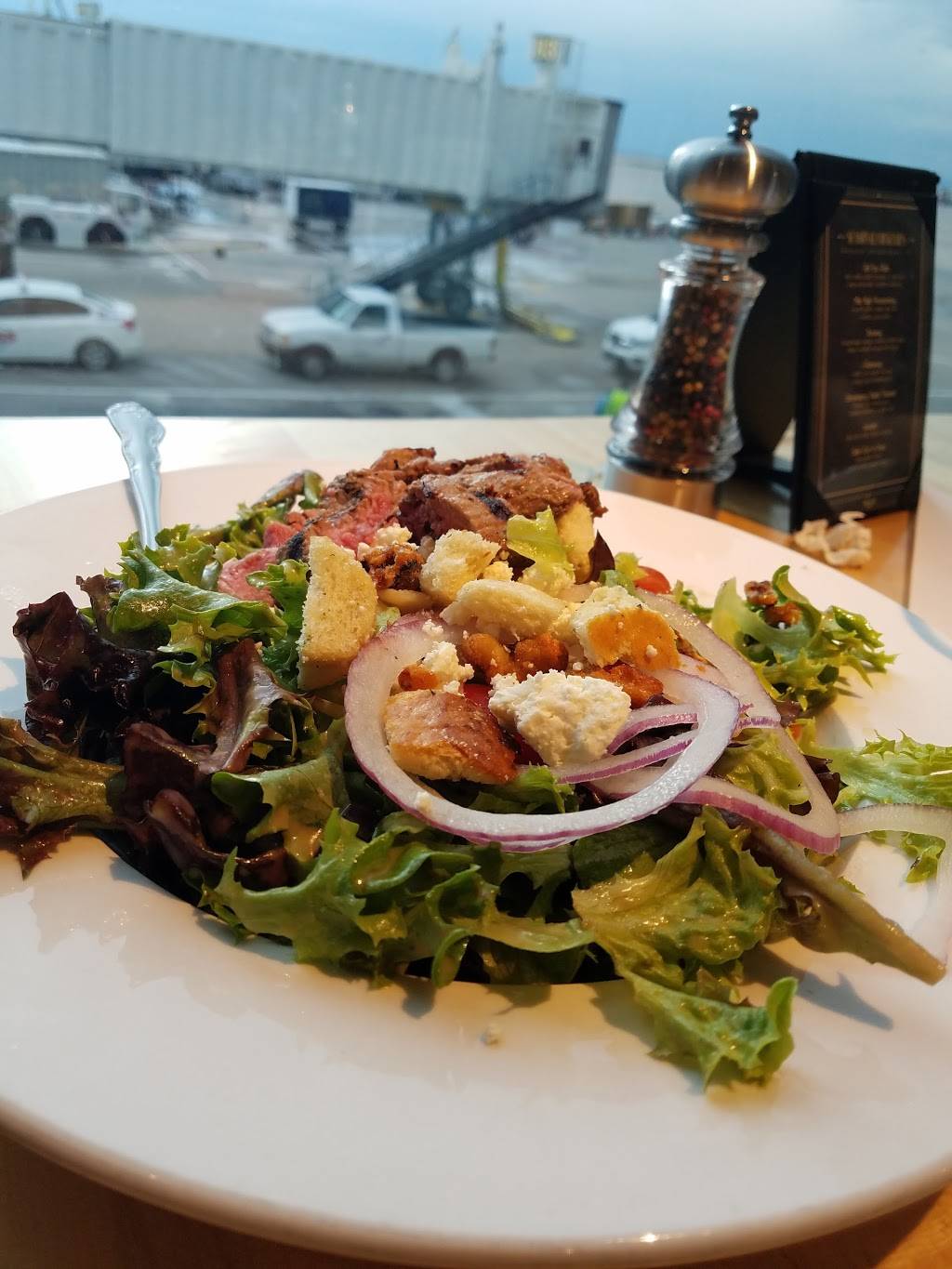 Pour La France! | cafe | 8900 Peña Blvd, Denver, CO 80249, USA | 3033179472 OR +1 303-317-9472