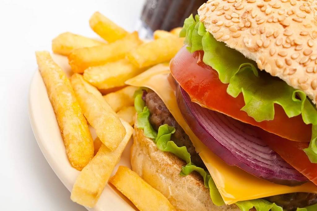 Chestnut Diner and Bistro | restaurant | 2578 E Chestnut Ave, Vineland, NJ 08361, USA | 8566963381 OR +1 856-696-3381