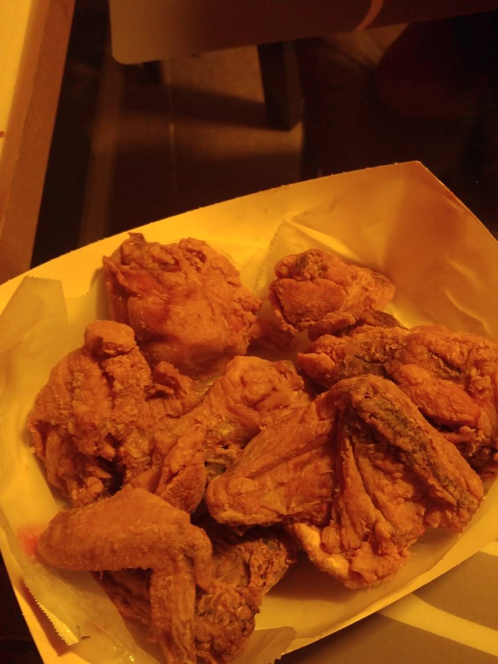 Millos Pizzeria | restaurant | 819 W Chicago Ave, East Chicago, IN 46312, USA | 2193977600 OR +1 219-397-7600