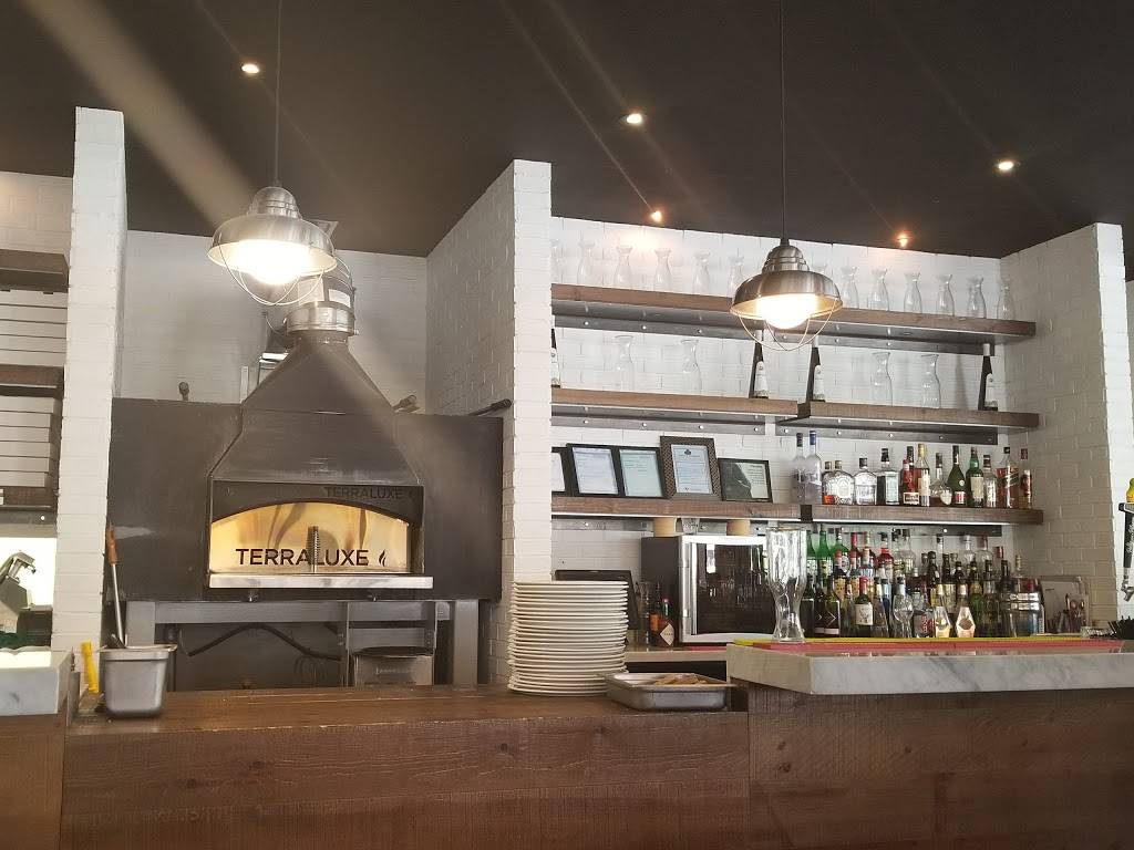 9baci | restaurant | 10200 Keele St, Maple, ON L6A 1R2, Canada | 9053031992 OR +1 905-303-1992