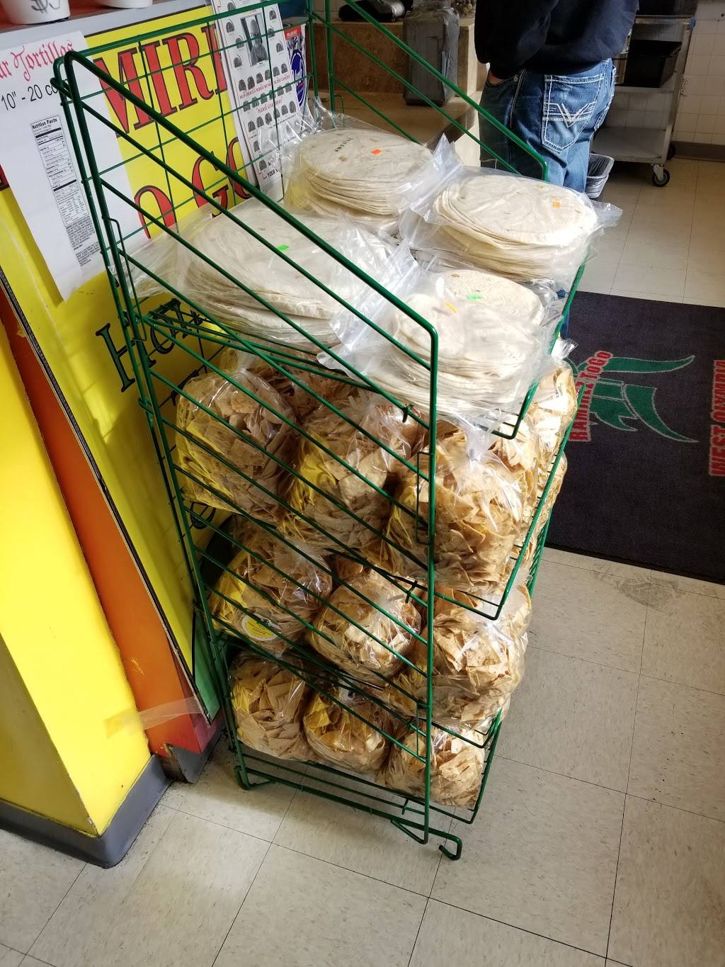 Ramirez To Go | restaurant | 98501, 2400 Harrison Ave NW, Olympia, WA 98502, USA | 3607423322 OR +1 360-742-3322