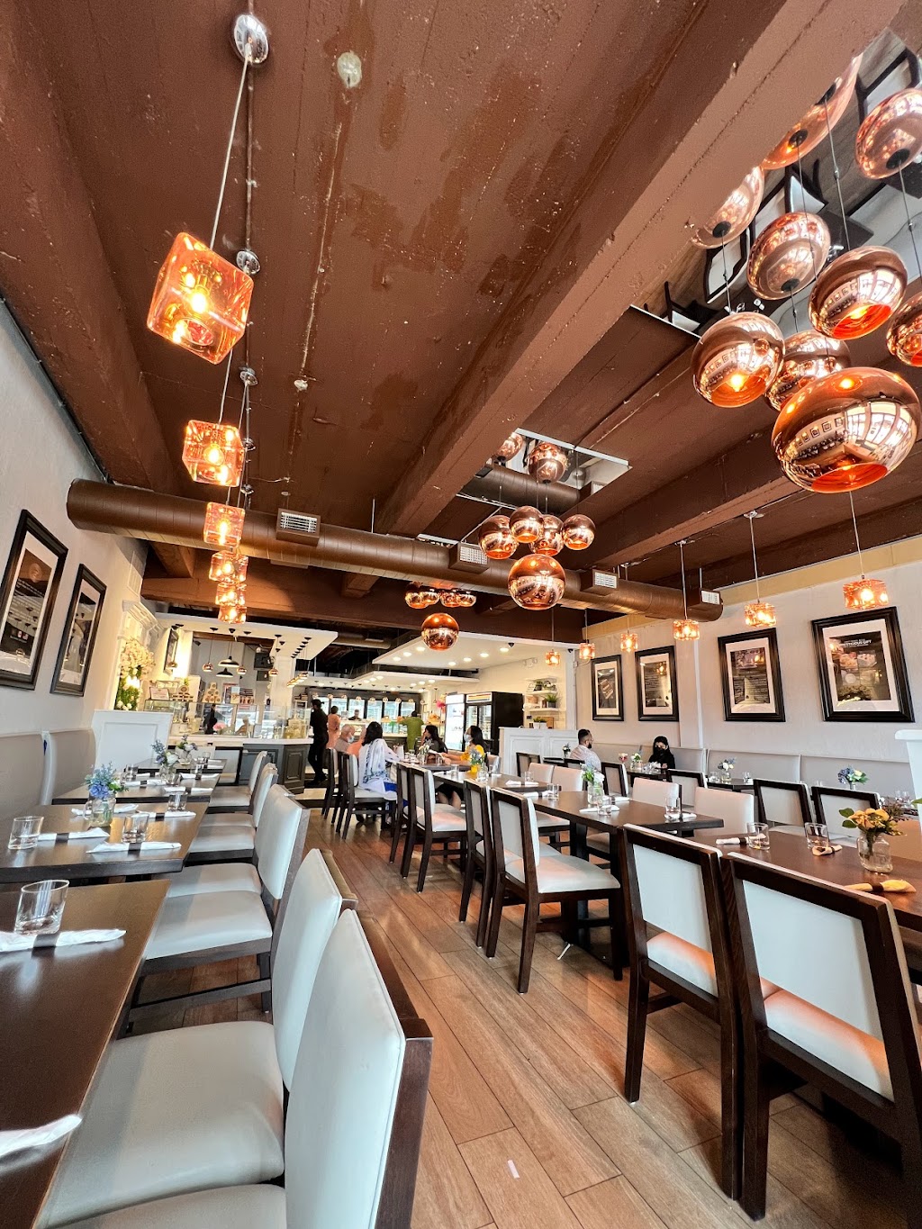 Premium Sweets | restaurant | 172-17 Hillside Avenue, Queens, NY 11432, USA | 9293983377 OR +1 929-398-3377