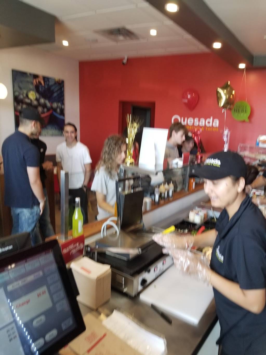 Quesada Burritos & Tacos | restaurant | 1080 Wilson St W, Ancaster, ON L9G 3K9, Canada | 9053044488 OR +1 905-304-4488