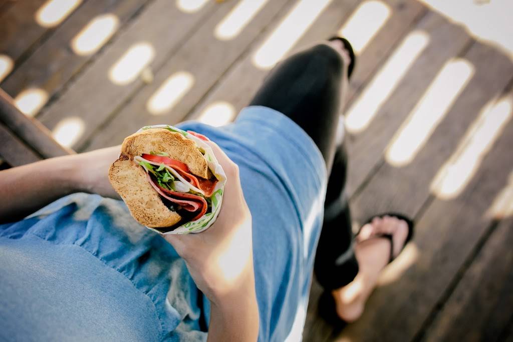 Quiznos | restaurant | 724 New Stanton Plaza Rd, Hunker, PA 15639, USA | 7249259780 OR +1 724-925-9780