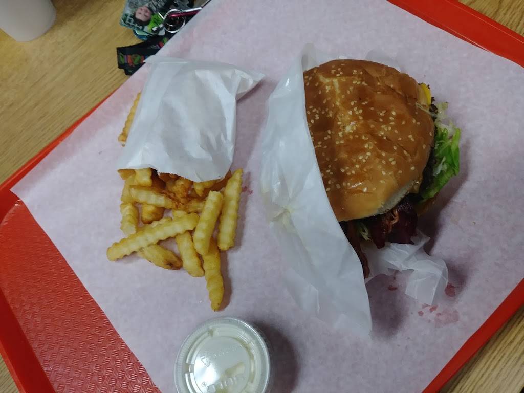 Texas Burger | restaurant | 380 4th St, Gustine, CA 95322, USA | 2098546783 OR +1 209-854-6783