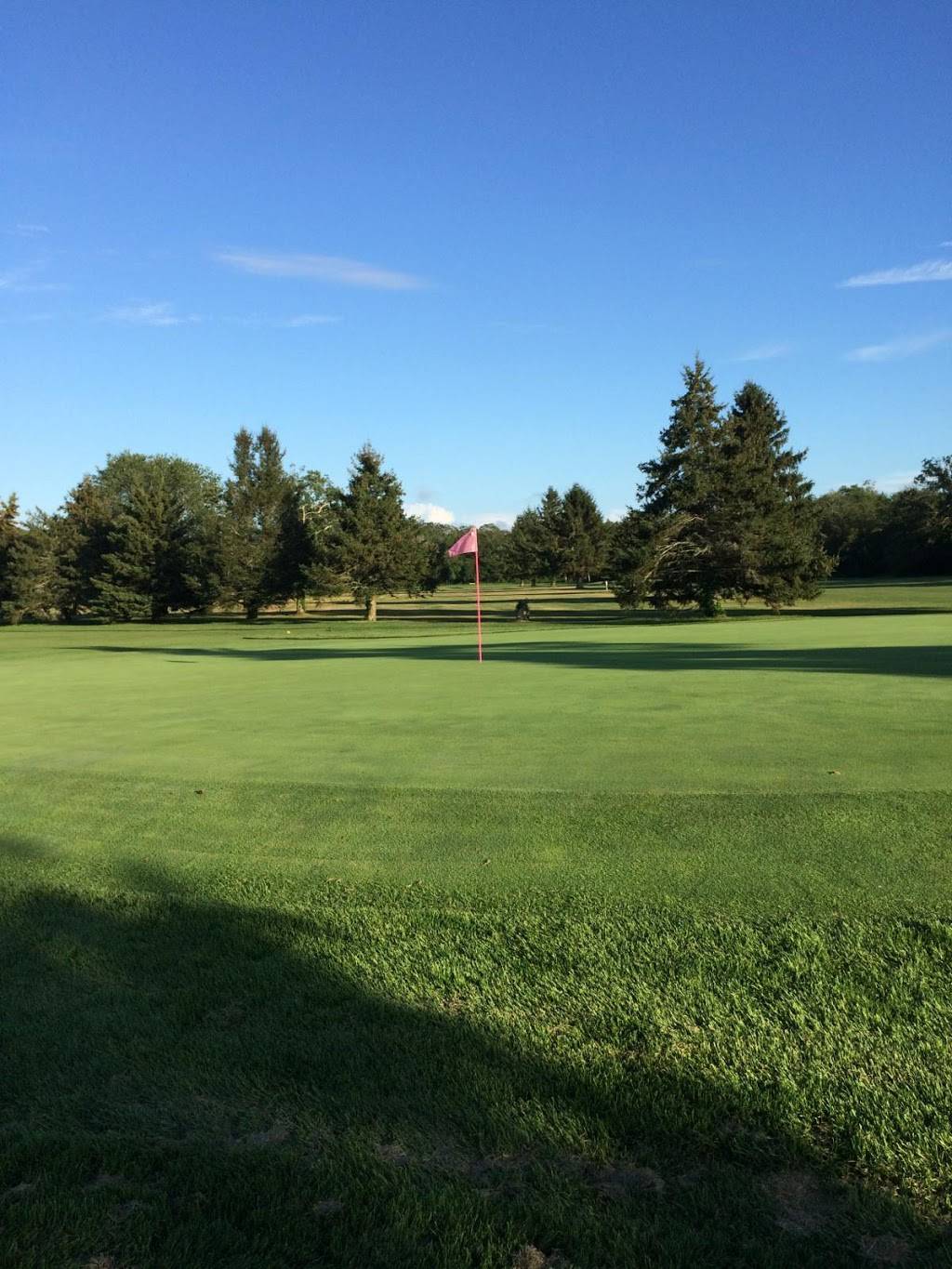 Laurel Lane Country Club | restaurant | 309 Laurel Ln, West Kingston, RI 02892, USA | 4017833844 OR +1 401-783-3844