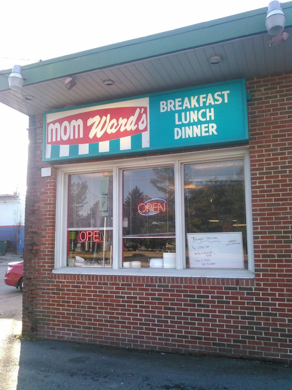 Mom Wards Sub Shop | restaurant | 5910 Ritchie Hwy, Baltimore, MD 21225, USA | 4107894000 OR +1 410-789-4000