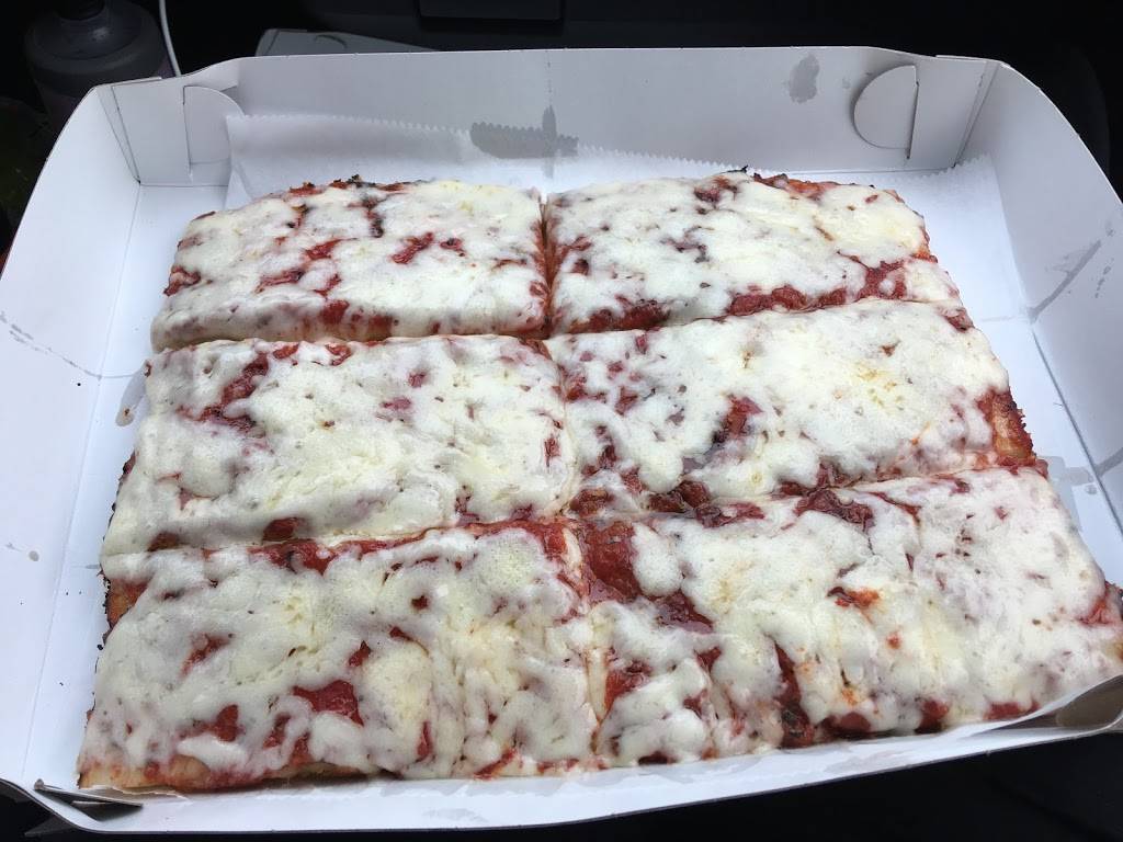 Elio Gs Pizza | restaurant | 843 S Main St, Old Forge, PA 18518, USA | 5704574992 OR +1 570-457-4992