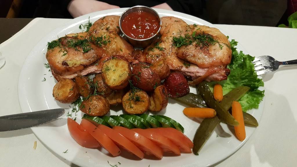 A Yiddishe Mame | restaurant | 1416 Centre St, Thornhill, ON L4J 8A1, Canada | 9055977709 OR +1 905-597-7709