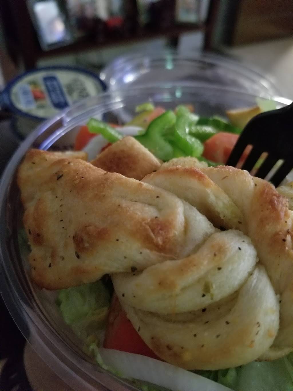 Marks Pizzeria | restaurant | 3670 Mt Read Blvd, Greece, NY 14616, USA | 5855810350 OR +1 585-581-0350