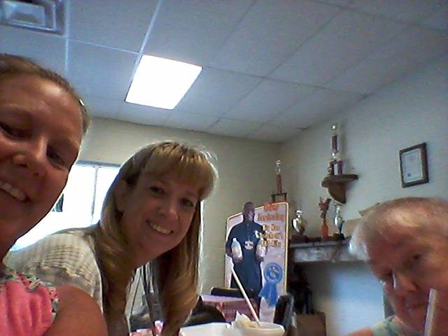 Big Moes BBQ Express | restaurant | 1928 Gull Rd, Kalamazoo, MI 49048, USA | 2694885502 OR +1 269-488-5502